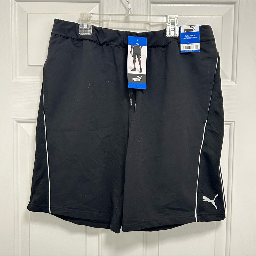 Puma Men's Black and White Athletic Shorts Large